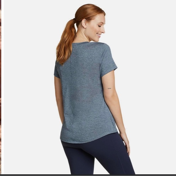 Eddie Bauer Women’s Workout Tee, Size M - Picture 2 of 6